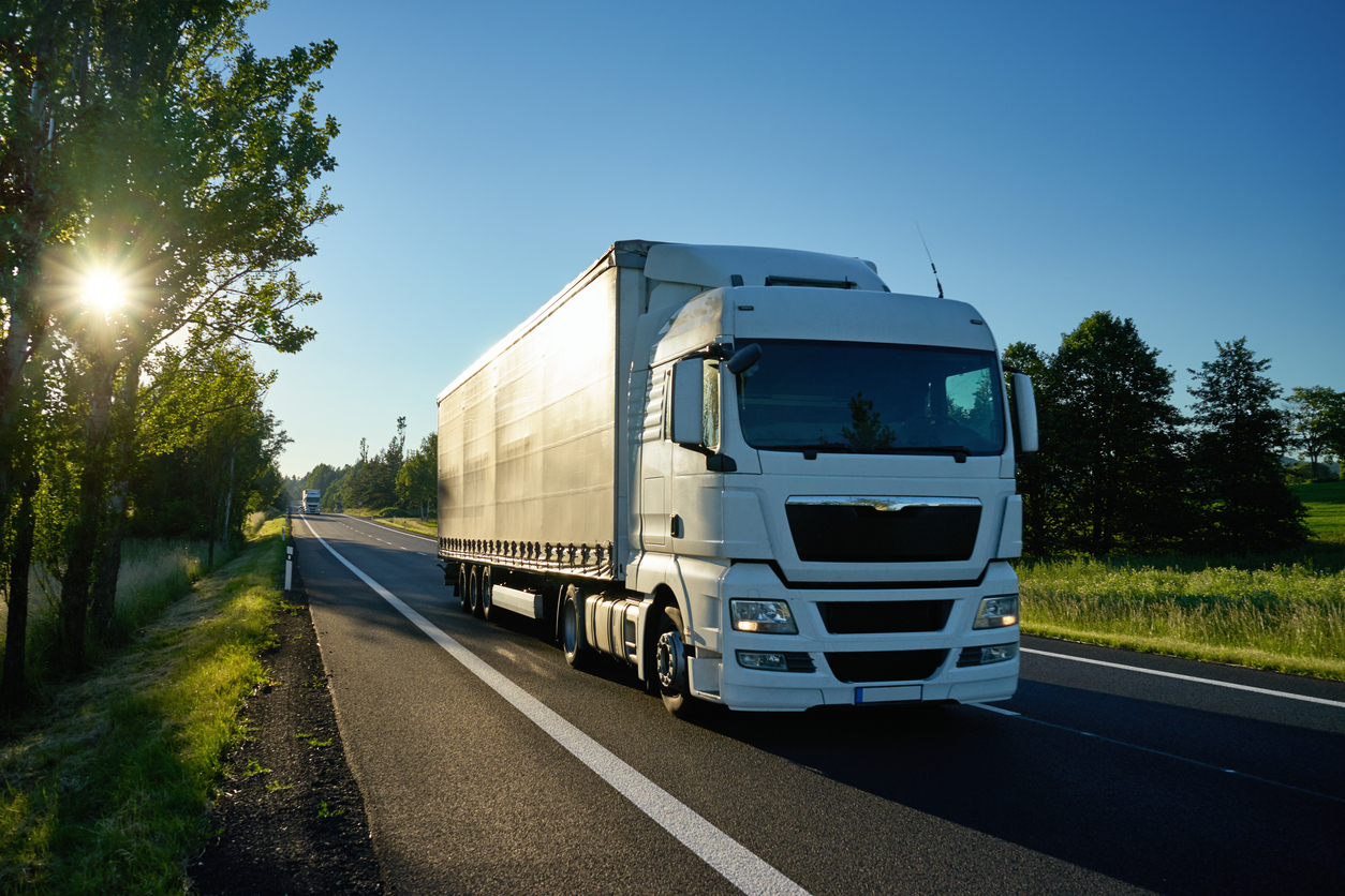 What Does It Mean for a Truck to Jackknife?