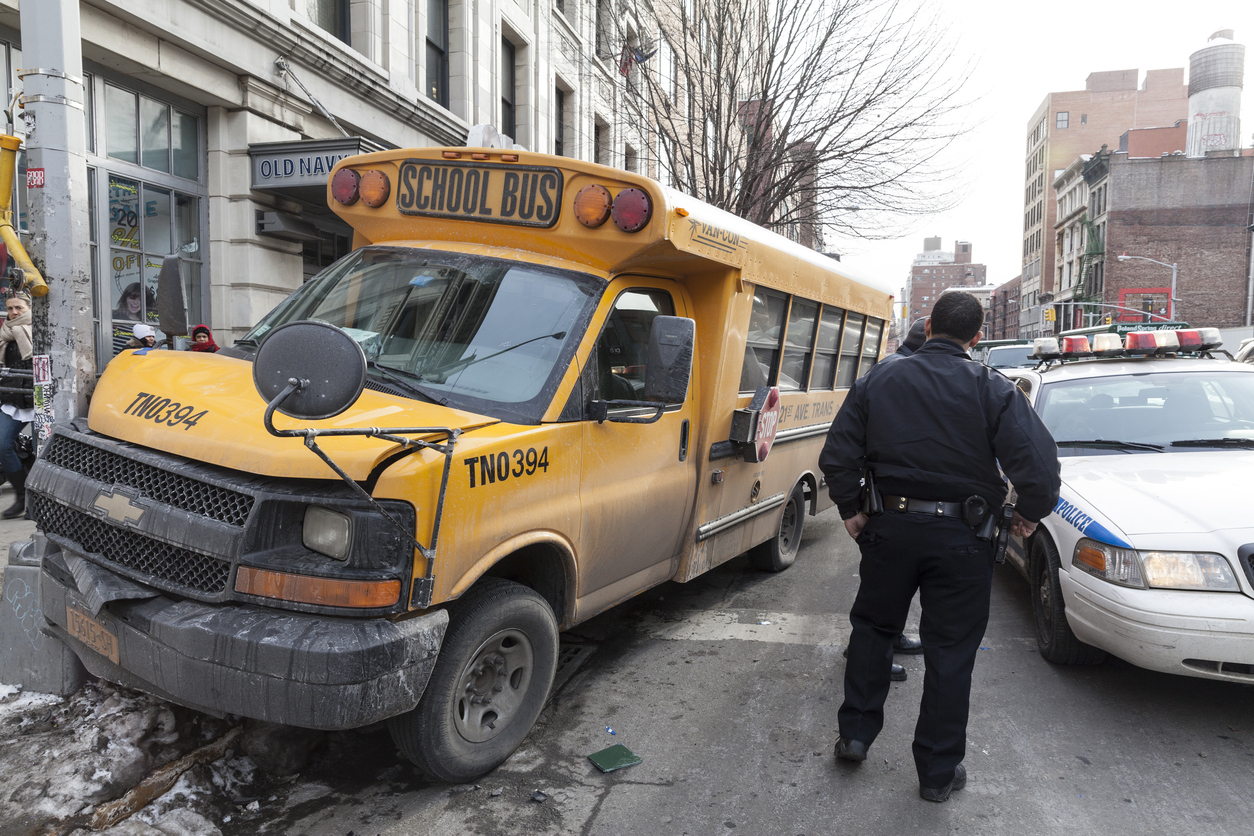 What Are the Rules in Texas Regarding Stopping For a School Bus?